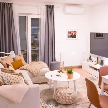Fresh Comfort Apartment By Irundo Zagreb Buitenkant foto